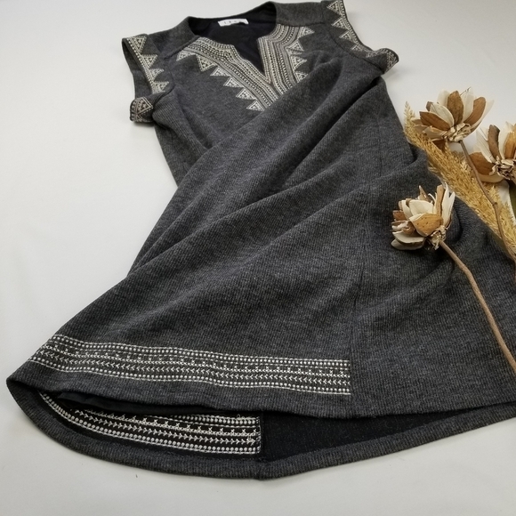 THML Anthropologie Gray Aztec Sweater Shift Dress Small - Picture 4 of 8